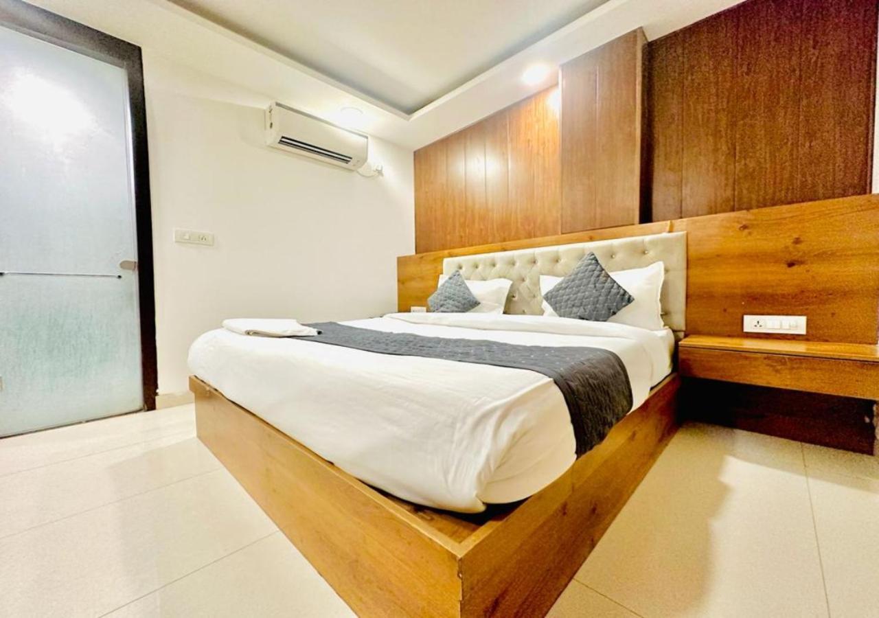 Hotel The Glory Near Delhi International Airport New Delhi Eksteriør billede