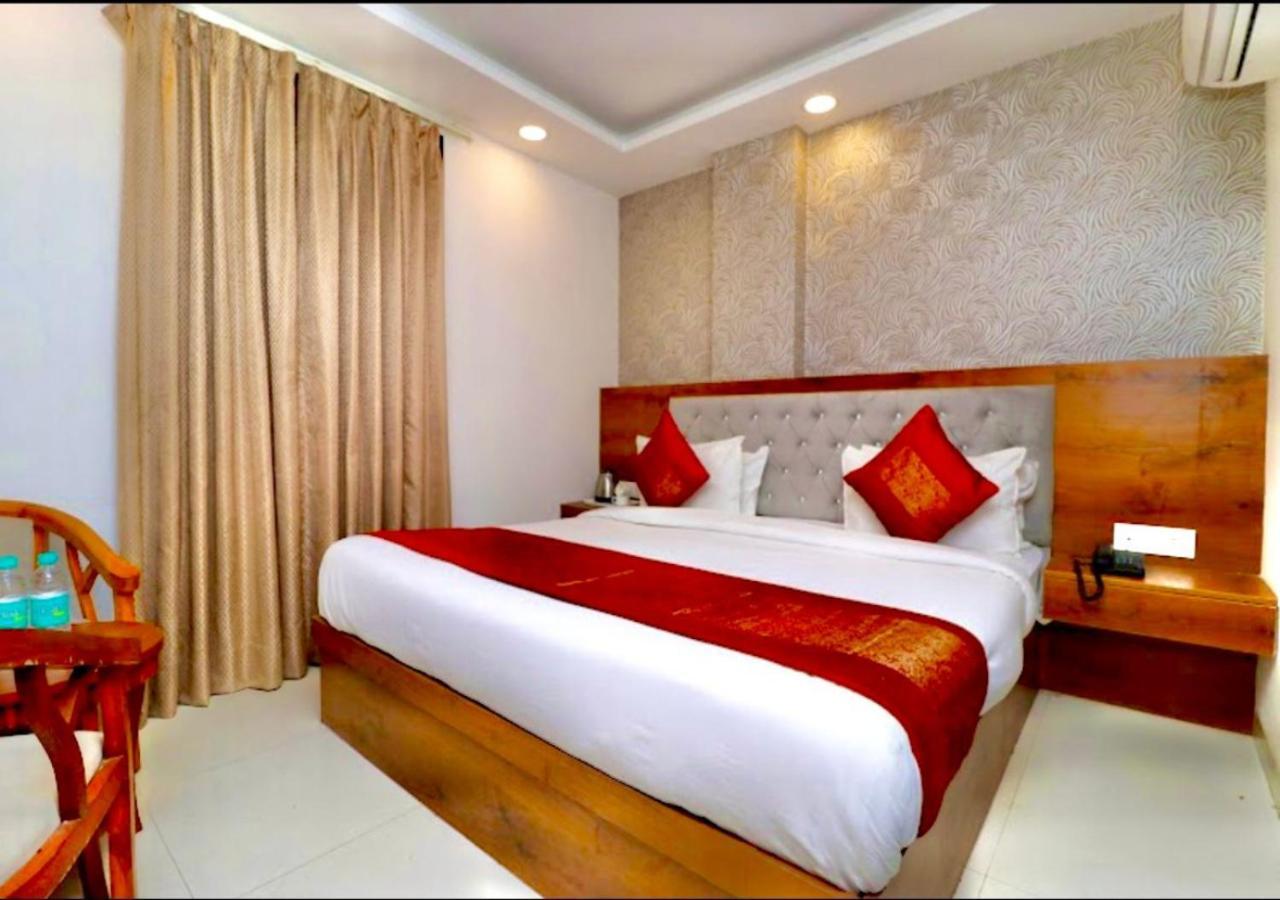 Hotel The Glory Near Delhi International Airport New Delhi Eksteriør billede