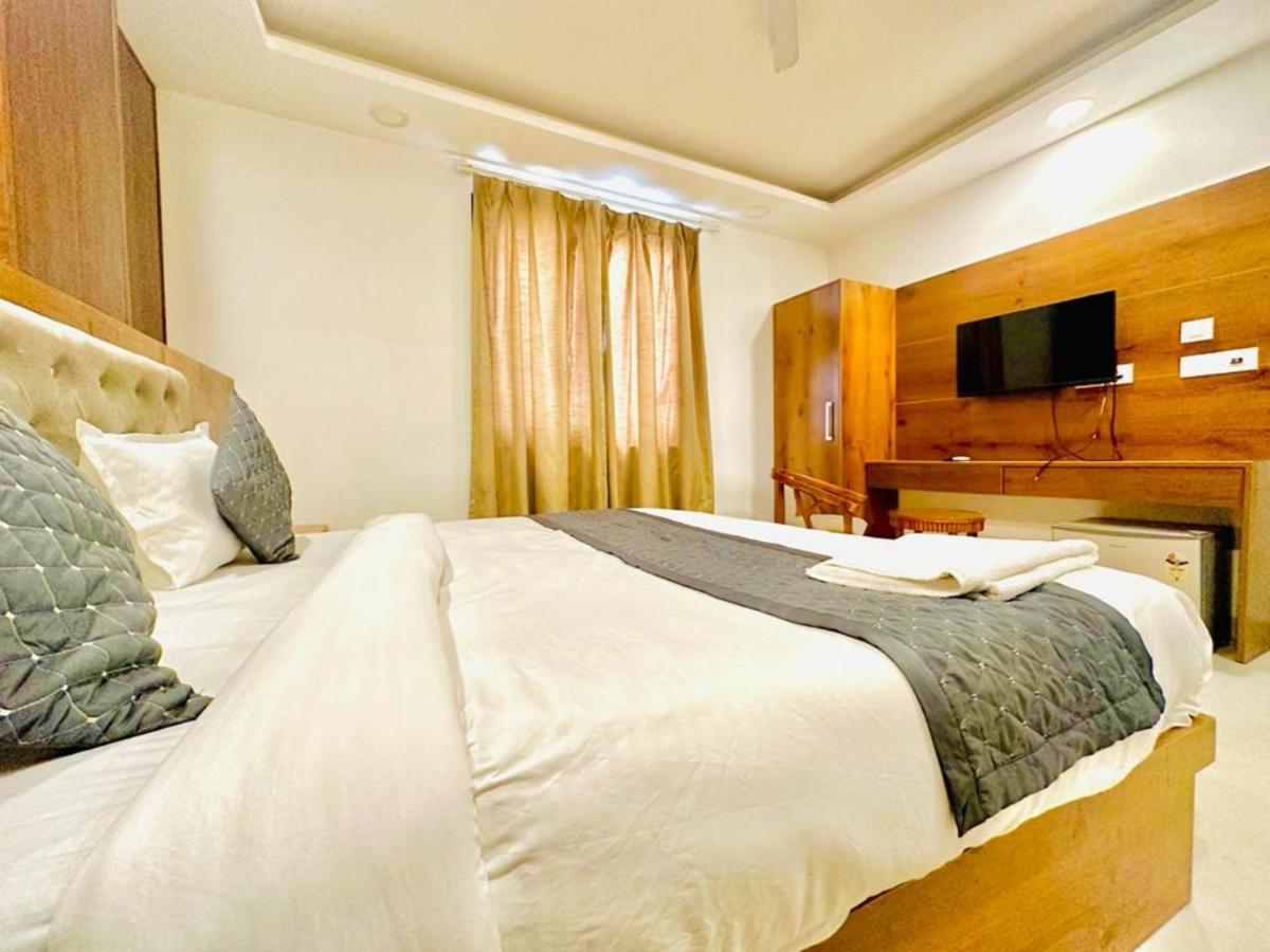 Hotel The Glory Near Delhi International Airport New Delhi Eksteriør billede